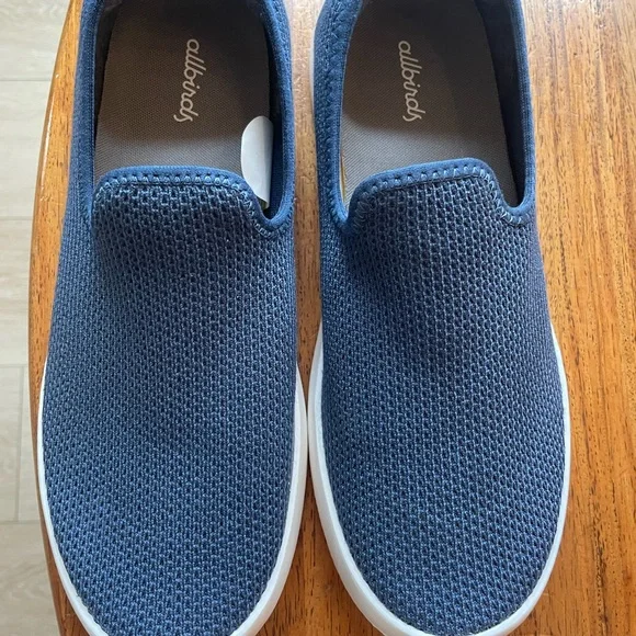 Allbirds Women's Blue Slip-On Flats - Picture 3 of 5